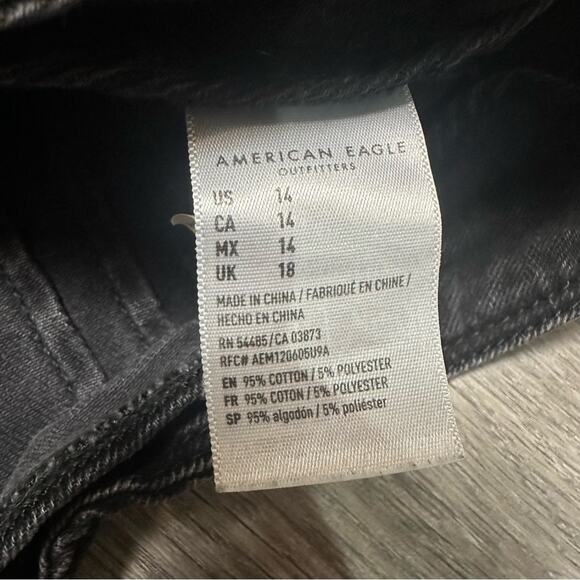 American Eagle Outfitters Black Denim Paper Bag Waist Shorts - Picture 3 of 4